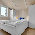 Three-bedroom In Asnas Asnæs