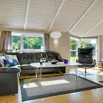 Three-bedroom In Asnas * Asnæs