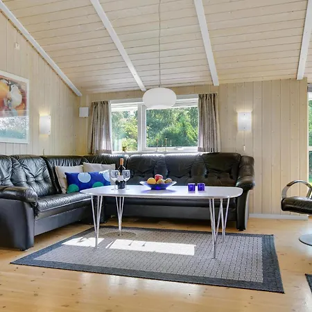 Three-bedroom In Asnas 펜션