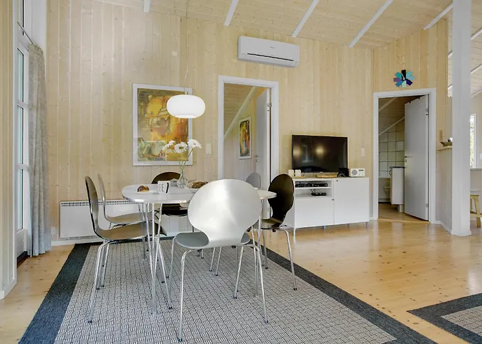 Three-bedroom In Asnas